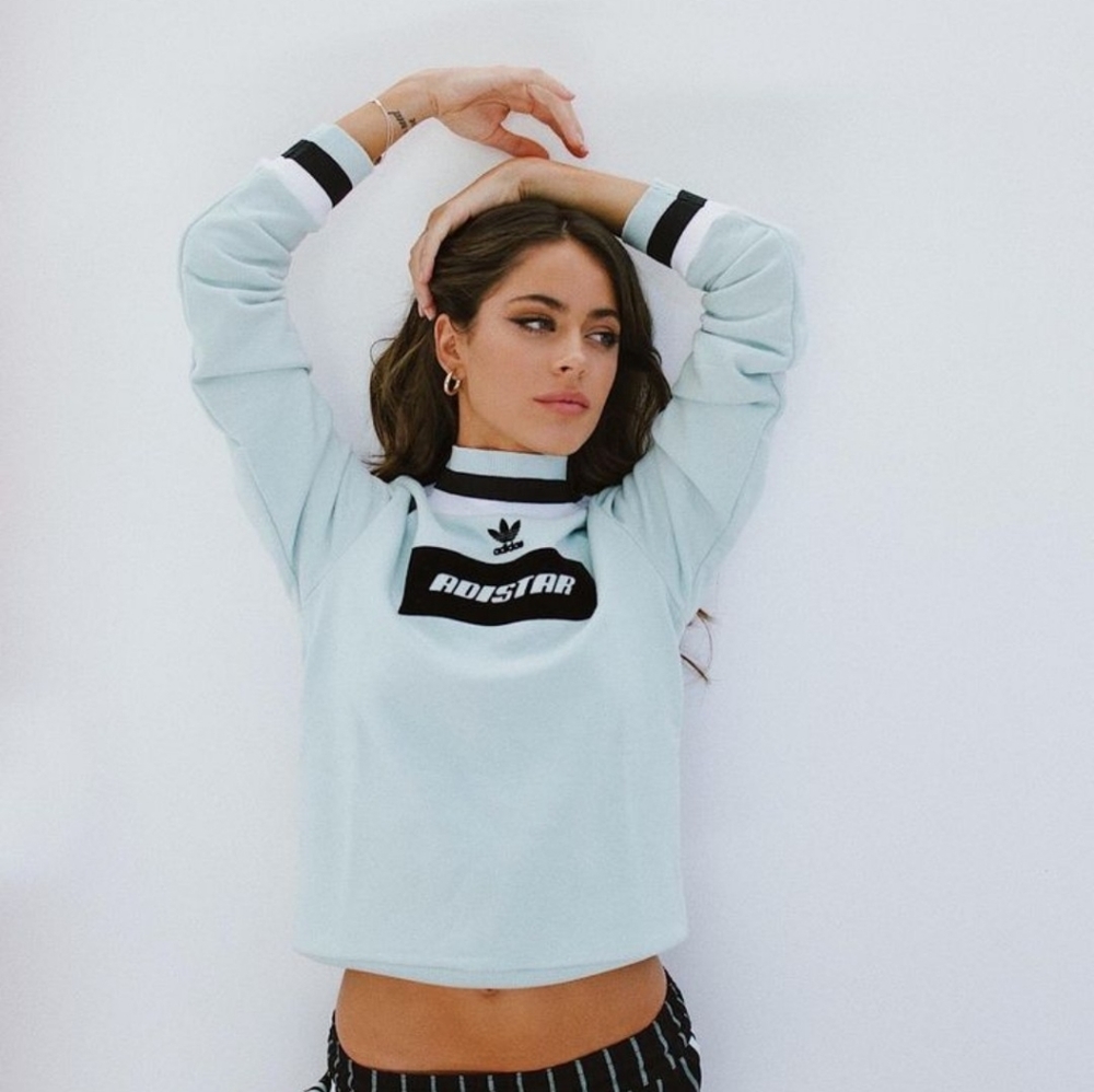 Adidas crewneck